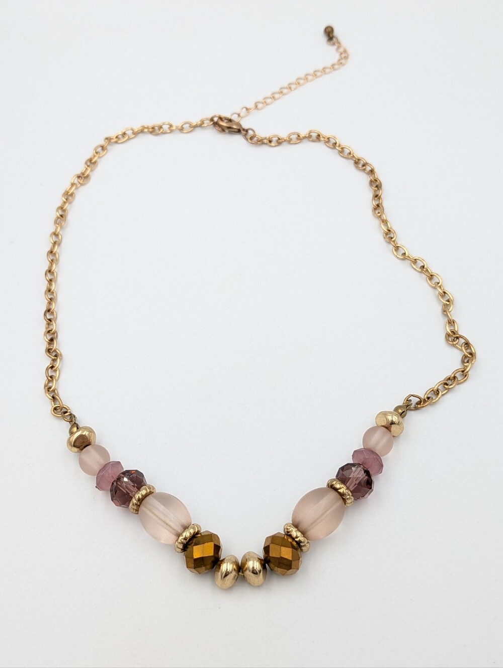 5/25$   Gold tone beaded chain necklace